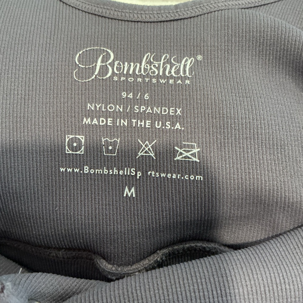 Bombshell Sportswear Grey Snap Seamless Sports Bra - Picture 4 of 4